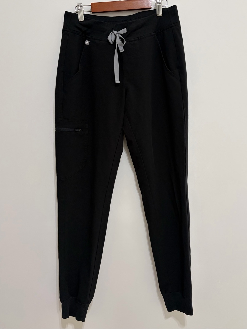 Figs Jogger Scrub Pants - Black with Gray Drawstring